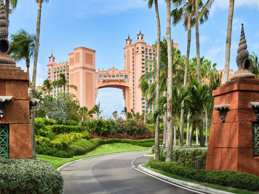 Driveway entrance to Atlantis Paradise Island