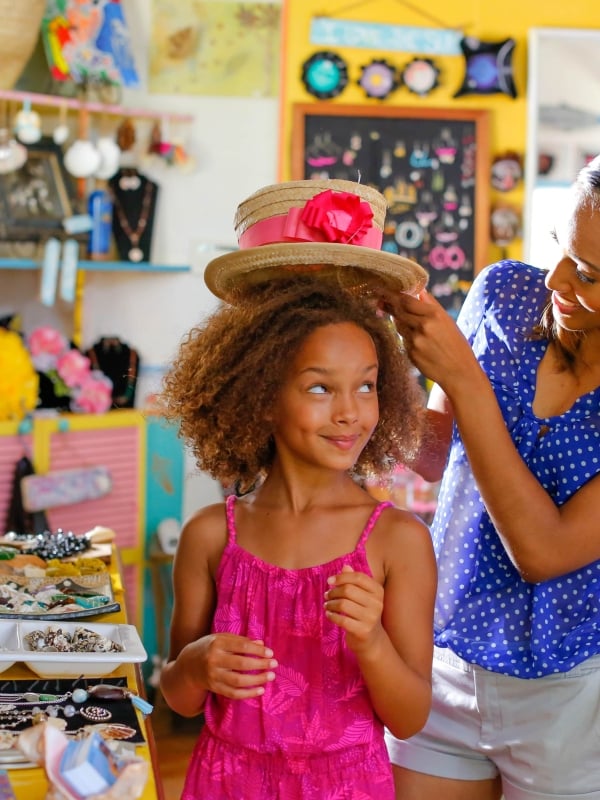 A mother and daughter shopping in Nassau 