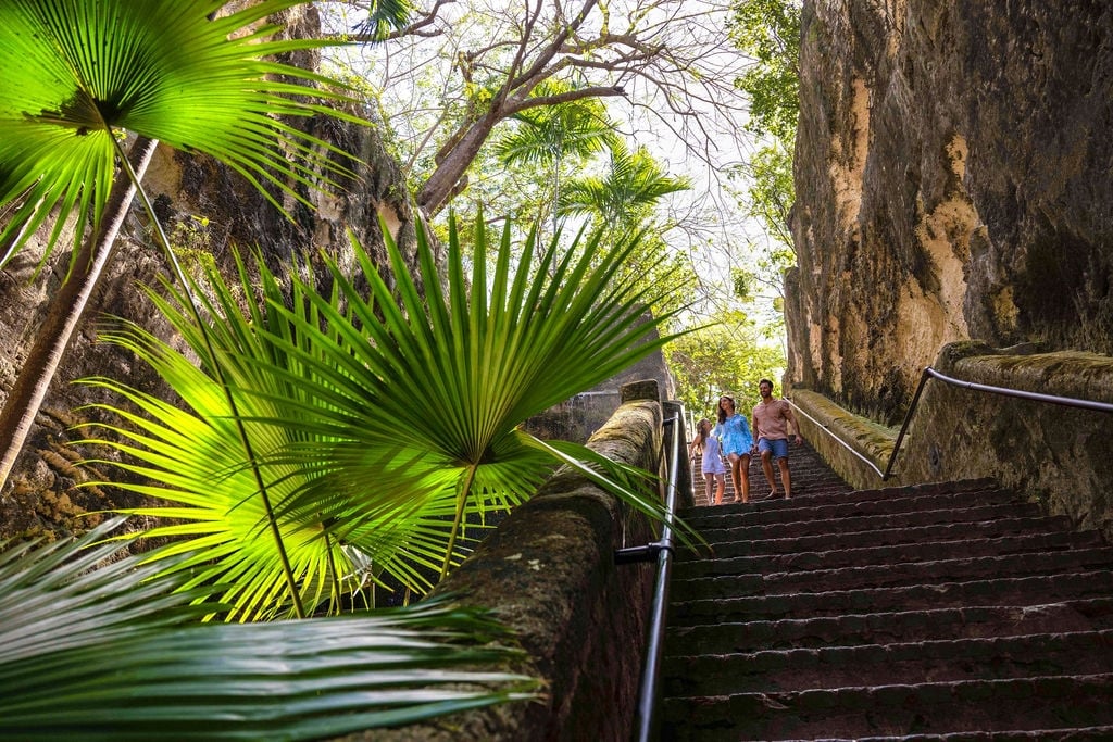 queen's staircase